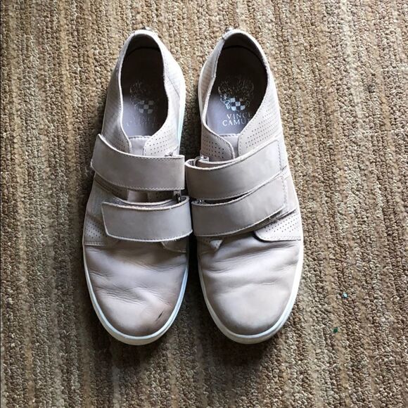 Vince Camuto Shoes - 🟥Vince Camuto Shoes